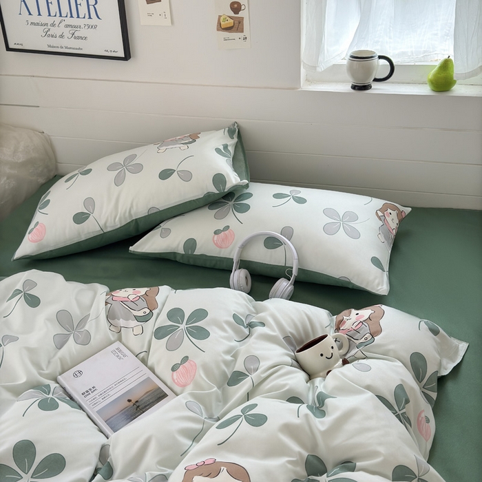 91家纺网 家纺一手货源 找家纺 可可家纺 2025新款印花卡通芦荟棉四件套亲肤床单被套三件套 花园女孩