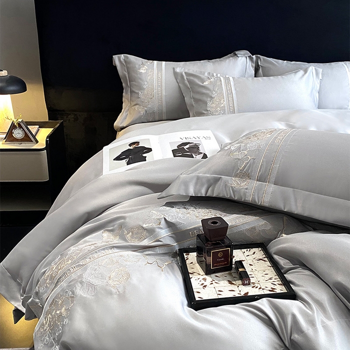 91家纺网 家纺一手货源 找家纺 优悦 2025新款冰丝简奢绣花四件套 巴黎旧梦-灰