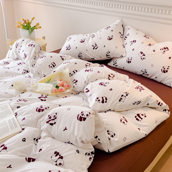 91家纺网 家纺一手货源 找家纺 伊嫚家居 新款日式新品全棉针织棉A类活性印花四件套天竺棉小碎花复古亲肤被罩床笠款套件 可爱熊猫