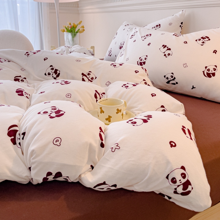 91家纺网 家纺一手货源 找家纺 伊嫚家居 新款日式新品全棉针织棉A类活性印花四件套天竺棉小碎花复古亲肤被罩床笠款套件 可爱熊猫