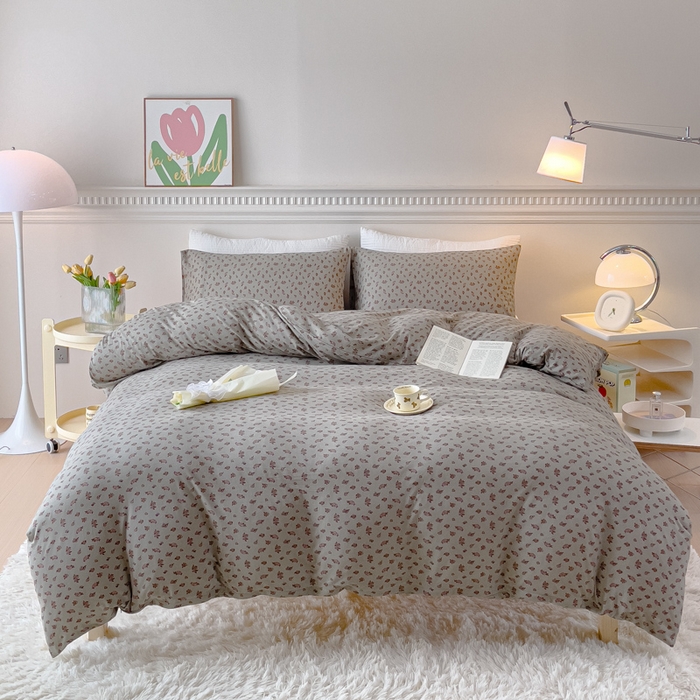 91家纺网 家纺一手货源 找家纺 伊嫚家居 新款日式新品全棉针织棉A类活性印花四件套天竺棉小碎花复古亲肤被罩床笠款套件 雅素栀子花