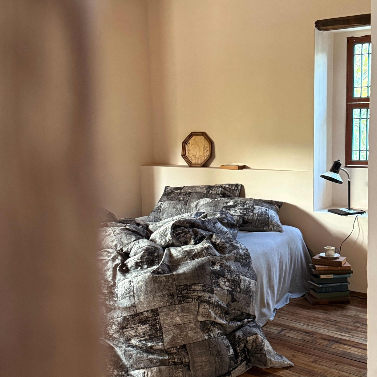 91家纺网 家纺一手货源 找家纺 云上 2025全棉色织大提花床品·侘寂空间   空间-黑灰