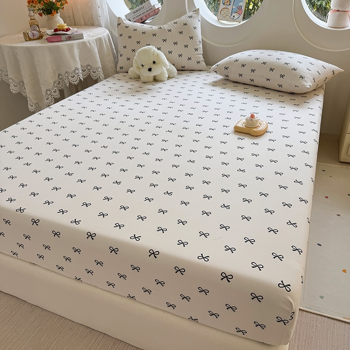 91家纺网 家纺一手货源 找家纺 十一家居 2025新款ins韩系卡通印花亲肤水洗棉床笠 黑色可颂