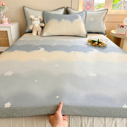 91家纺网 家纺一手货源 找家纺 （总）典曼家纺 2025新款600D数码印花冰藤席席子凉席-床席款