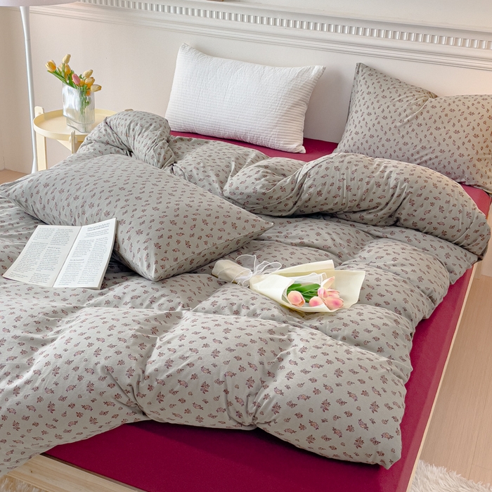 91家纺网 家纺一手货源 找家纺 伊嫚家居 新款日式新品全棉针织棉A类活性印花四件套天竺棉小碎花复古亲肤被罩床笠款套件 雅素栀子花