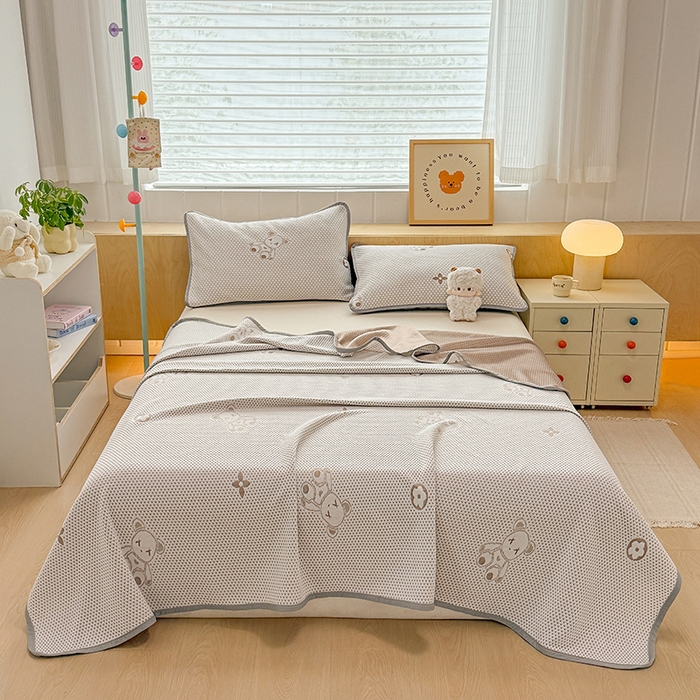 91家纺网 家纺一手货源 找家纺 雪鲨家纺  2025新款凉豆豆夏凉被空调被冰豆豆夏被可机洗礼品跑量A类 小熊咖