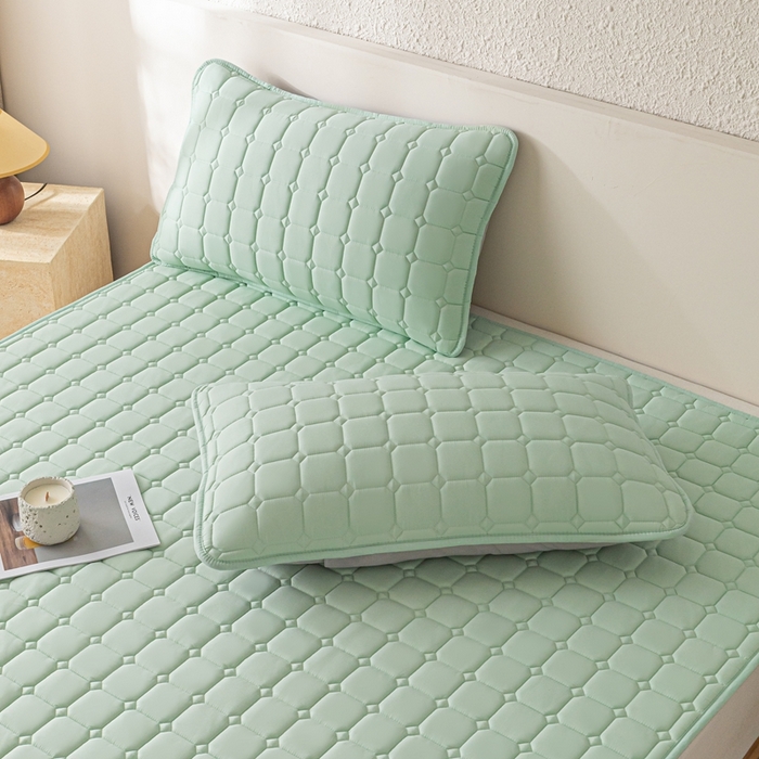 91家纺网 家纺一手货源 找家纺 欧邦 2025春夏新款四季款无印风纯色水洗棉床褥榻榻米床垫 床垫-浅绿