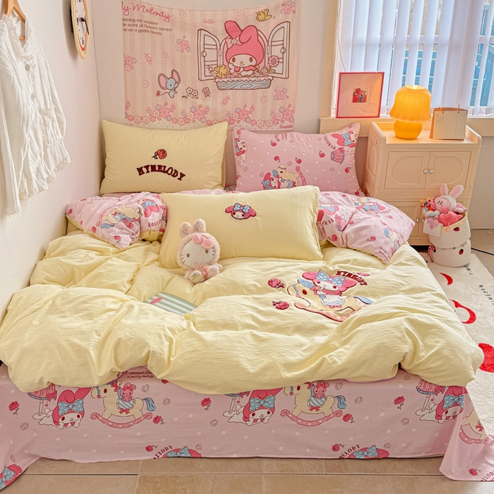 91家纺网 家纺一手货源 找家纺 繁花家居 2025新款水洗棉三丽鸥毛巾绣直播爆款四件套 木马美乐蒂