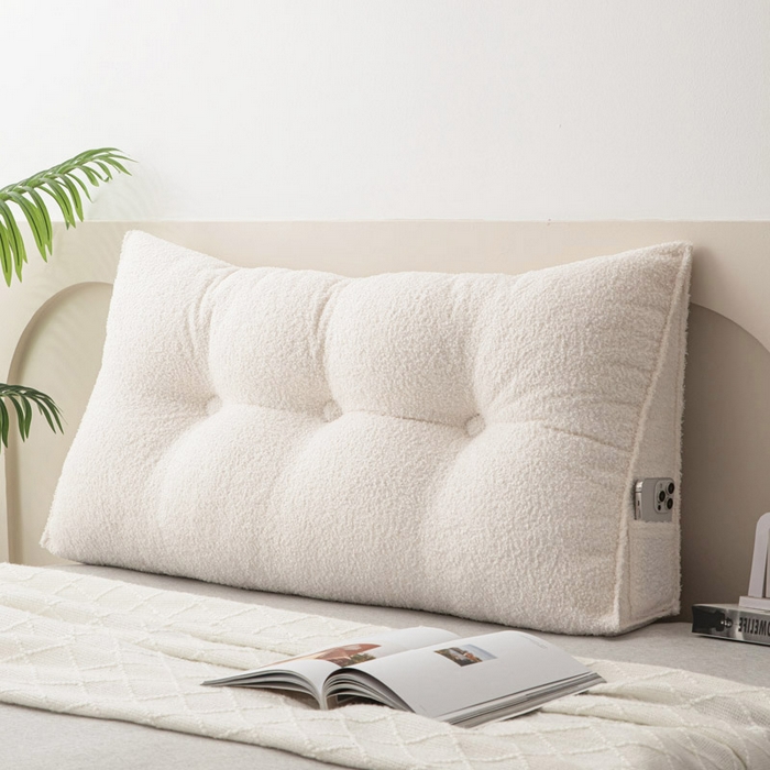 91家纺网 家纺一手货源 找家纺 美达人 2025新款泰迪绒三角珍珠棉靠垫 泰迪毛-荷花-米白