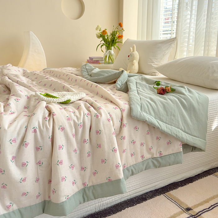 91家纺网 家纺一手货源 找家纺 睡棉坊 2025新款全棉有氧双层纱夏凉被空调被百分百纯棉被芯被子 洛丽塔