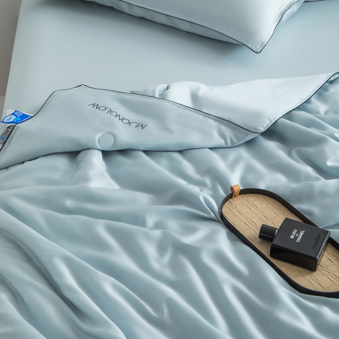 91家纺网 家纺一手货源 找家纺 桂雅居 2025新款100支奥地利进口莱赛尔夏被被子被芯 天空蓝