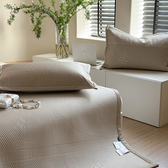 91家纺网 家纺一手货源 找家纺 凉百百 2025新款3D豆豆凉席系列-瑰夏 瑰夏-香槟