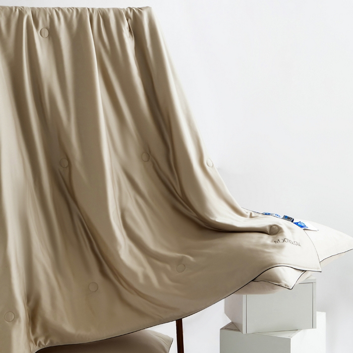 91家纺网 家纺一手货源 找家纺 桂雅居 2025新款100支奥地利进口莱赛尔夏被被子被芯 香槟色