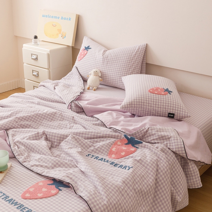 91家纺网 家纺一手货源 找家纺 卡姿家纺 2025新款色织水洗棉毛巾绣夏被夏凉被空调被 夏被紫小格