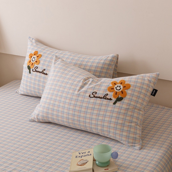 91家纺网 家纺一手货源 找家纺 卡姿家纺 2025新款色织水洗棉毛巾绣夏被夏凉被空调被 夏被红蓝小格