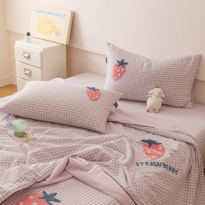 91家纺网 家纺一手货源 找家纺 卡姿家纺 2025新款色织水洗棉毛巾绣夏被夏凉被空调被 夏被紫小格