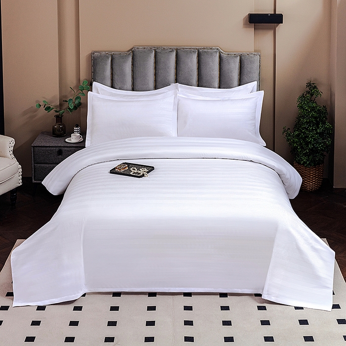 91家纺网 家纺一手货源 找家纺 三俏家纺 2025年酒店布草 140g磨毛高仿棉星级酒店宾馆民宿磨毛纯白三件套四件套纯白缎条四件套 140克斜纹加厚