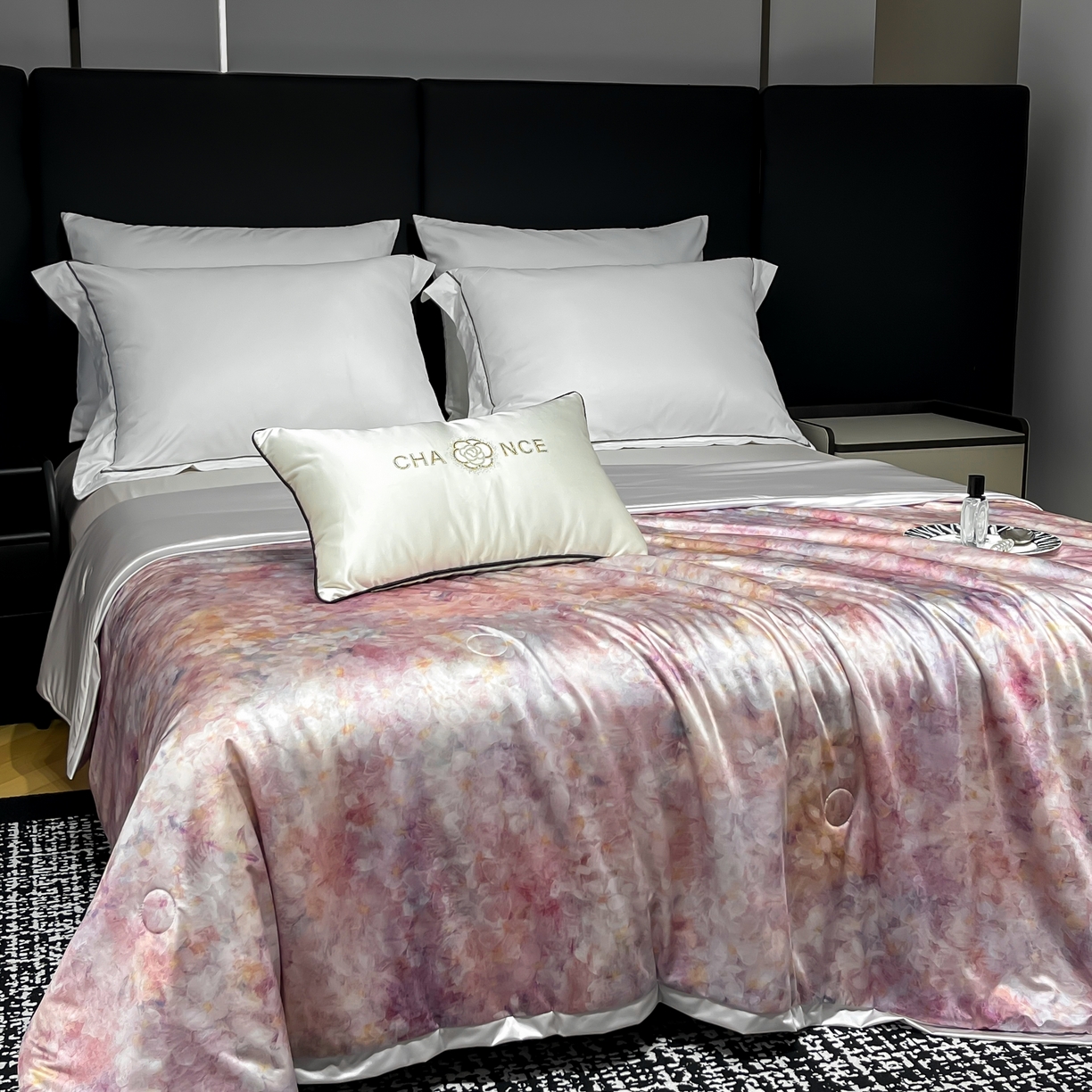 91家纺网 家纺一手货源 找家纺 （总）小芽家居 2025新款水光缎臻享夏被夏凉被空调被