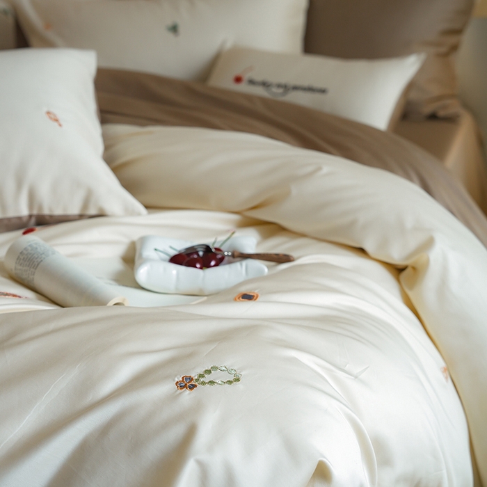 91家纺网 家纺一手货源 找家纺 简纯主义 2025新款A类趣味系列全棉长绒棉插画绣花四件套-樱桃甜心 樱桃甜心-咖