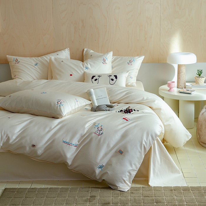 91家纺网 家纺一手货源 找家纺 （总）简纯主义 2025新款A类趣味系列全棉长绒棉插画绣花四件套-露露米娅