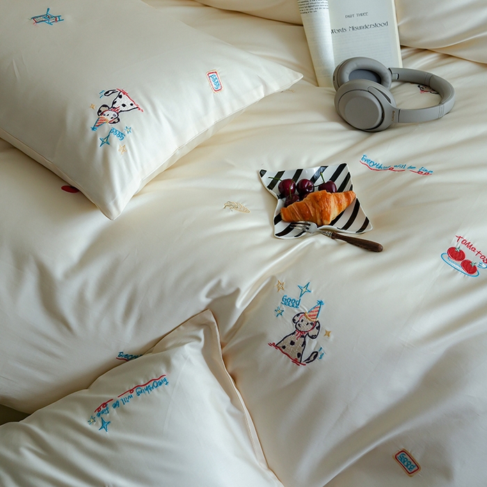 91家纺网 家纺一手货源 找家纺 （总）简纯主义 2025新款A类趣味系列全棉长绒棉插画绣花四件套-露露米娅