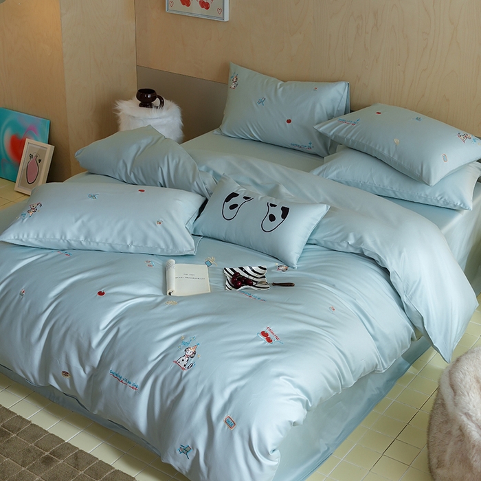 91家纺网 家纺一手货源 找家纺 简纯主义 2025新款A类趣味系列全棉长绒棉插画绣花四件套-露露米娅 露露米娅-蓝