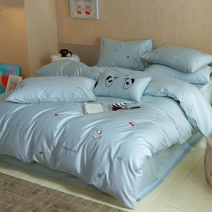 91家纺网 家纺一手货源 找家纺 简纯主义 2025新款A类趣味系列全棉长绒棉插画绣花四件套-露露米娅 露露米娅-蓝