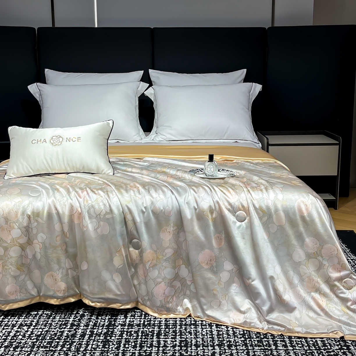 91家纺网 家纺一手货源 找家纺 （总）小芽家居 2025新款水光缎臻享夏被夏凉被空调被