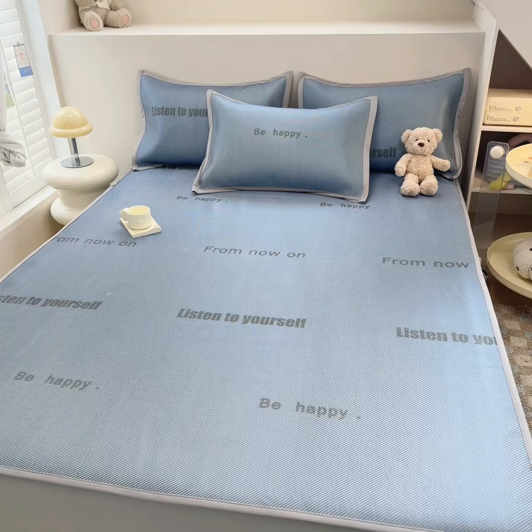 91家纺网 家纺一手货源 找家纺 典曼家纺 2025新款600D数码印花冰藤席席子凉席-床笠款 简约生活-床笠款