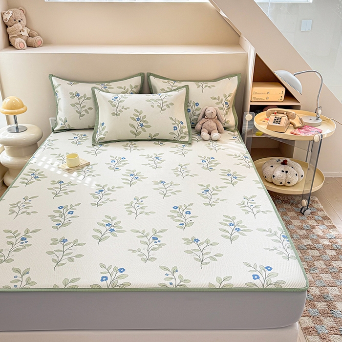 91家纺网 家纺一手货源 找家纺 典曼家纺 2025新款600D数码印花冰藤席席子凉席-床笠款 蓝色花骨朵-床笠款