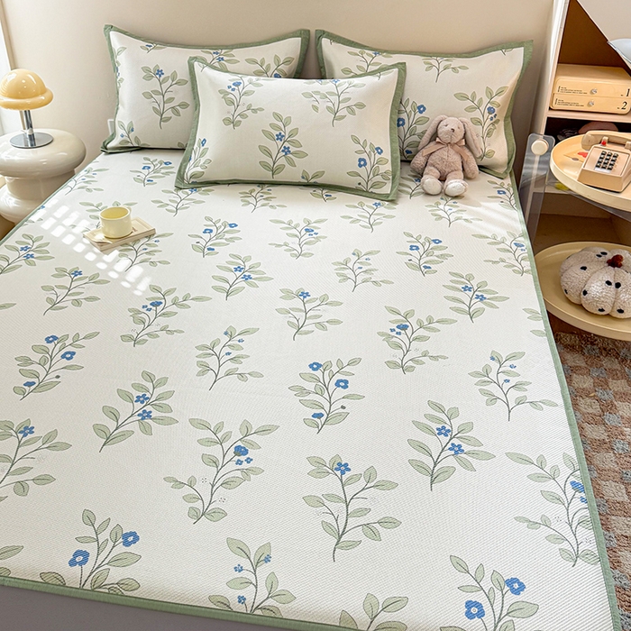 91家纺网 家纺一手货源 找家纺 典曼家纺 2025新款600D数码印花冰藤席席子凉席-床笠款 蓝色花骨朵-床笠款