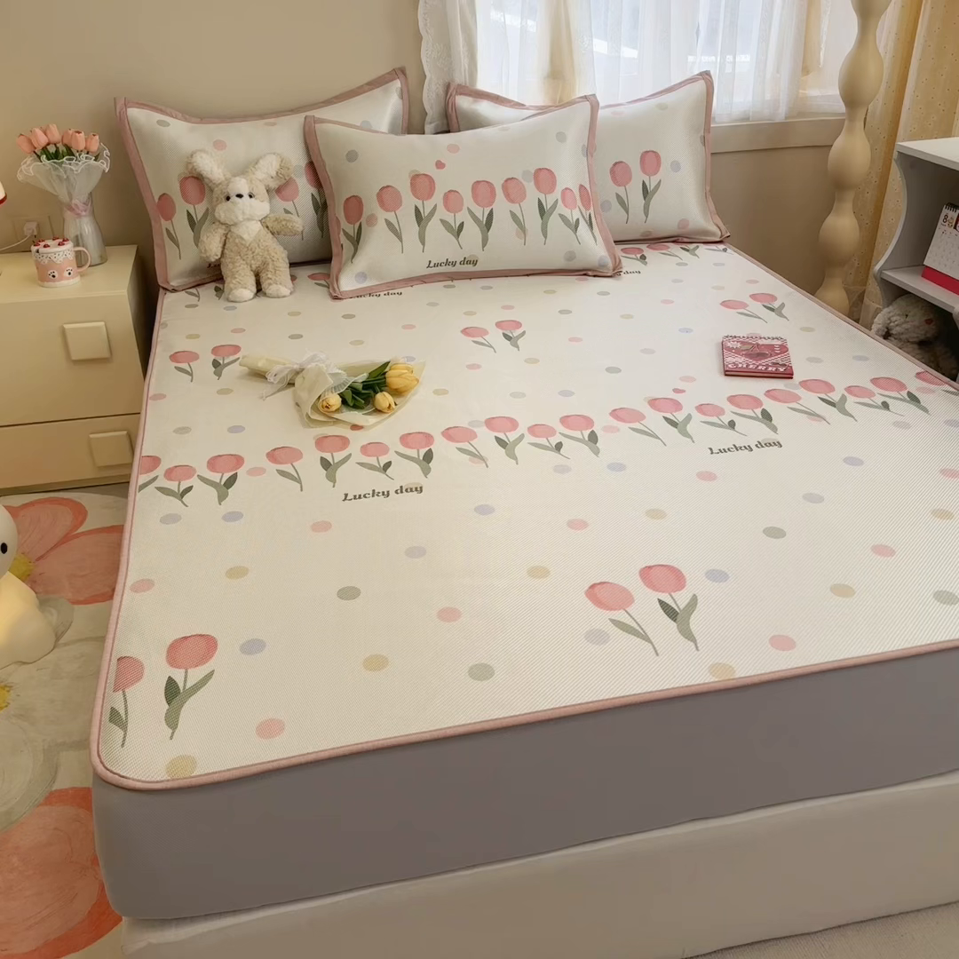 91家纺网 家纺一手货源 找家纺 典曼家纺 2025新款600D数码印花冰藤席席子凉席-床笠款 浪漫郁金香-床笠款