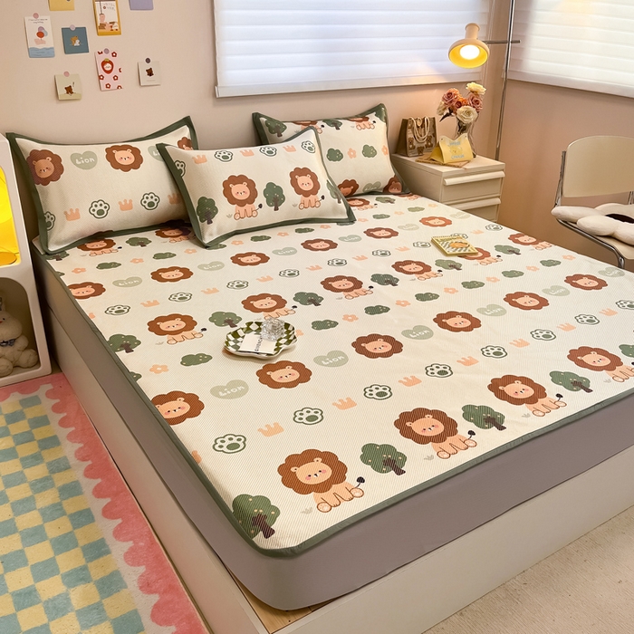 91家纺网 家纺一手货源 找家纺 典曼家纺 2025新款600D数码印花冰藤席席子凉席-床笠款 狮子王-床笠款