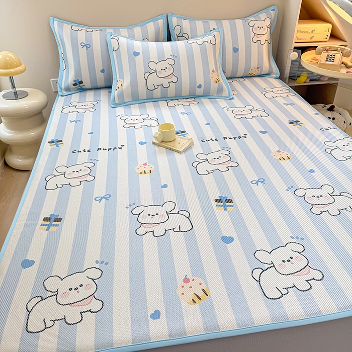 91家纺网 家纺一手货源 找家纺 典曼家纺 2025新款600D数码印花冰藤席席子凉席-床笠款 甜品小狗-床笠款