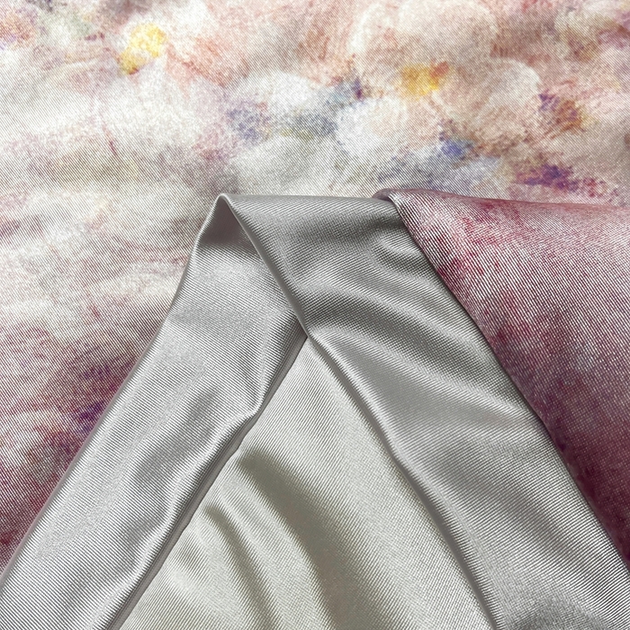 91家纺网 家纺一手货源 找家纺 小芽家居 2025新款水光缎臻享夏被夏凉被空调被 风起