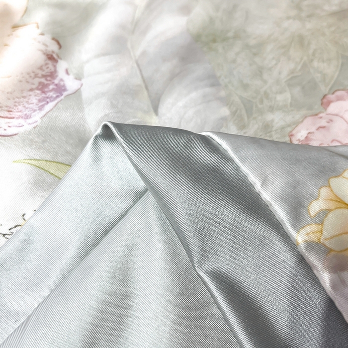 91家纺网 家纺一手货源 找家纺 小芽家居 2025新款水光缎臻享夏被夏凉被空调被 花枝