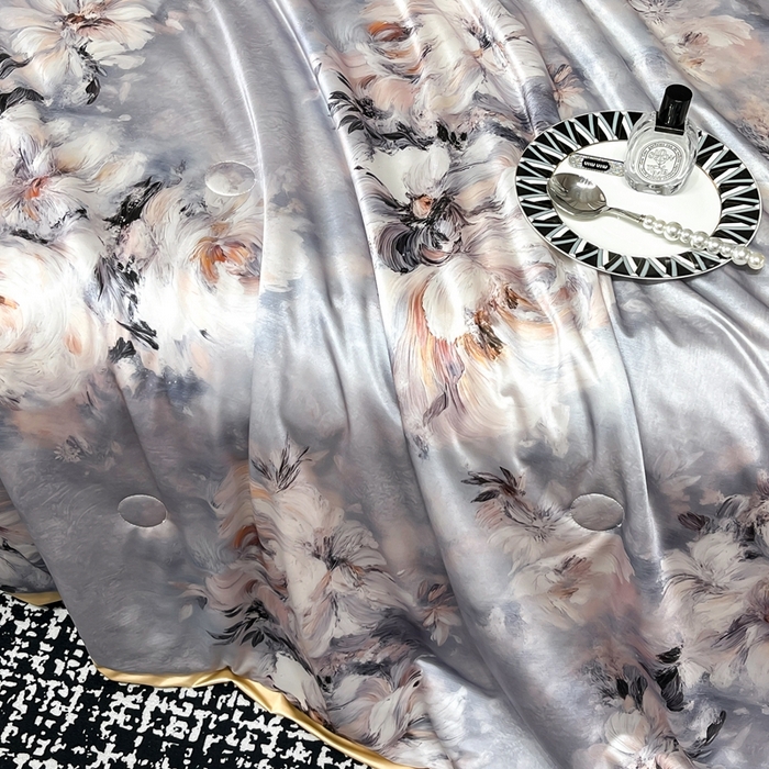 91家纺网 家纺一手货源 找家纺 小芽家居 2025新款水光缎臻享夏被夏凉被空调被 蔓纱