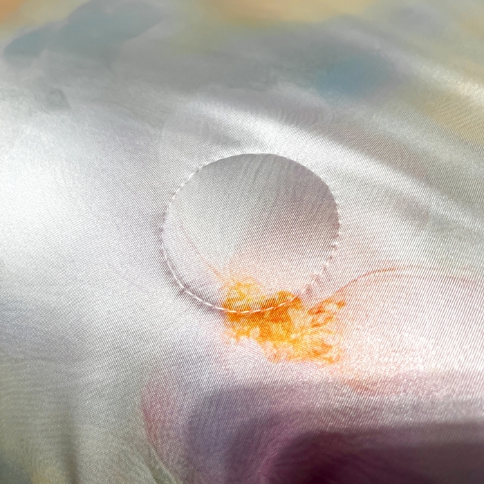 91家纺网 家纺一手货源 找家纺 小芽家居 2025新款水光缎臻享夏被夏凉被空调被 叶隙暖阳