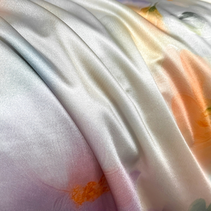 91家纺网 家纺一手货源 找家纺 小芽家居 2025新款水光缎臻享夏被夏凉被空调被 叶隙暖阳