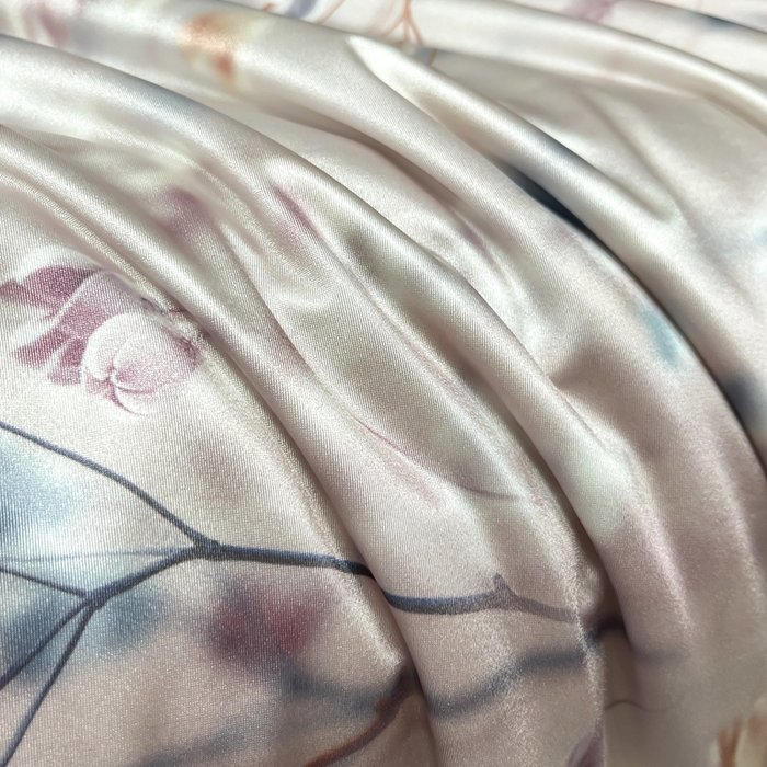 91家纺网 家纺一手货源 找家纺 小芽家居 2025新款水光缎臻享夏被夏凉被空调被 自如风