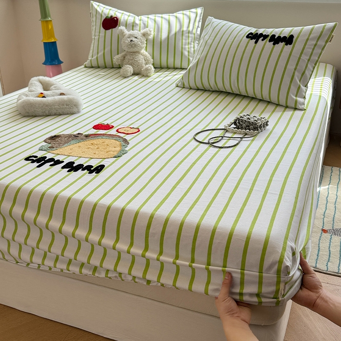 91家纺网 家纺一手货源 找家纺 蓝邻家纺 2025春夏新款全棉纯棉老粗布刺绣床笠凉席席子 卡比兽