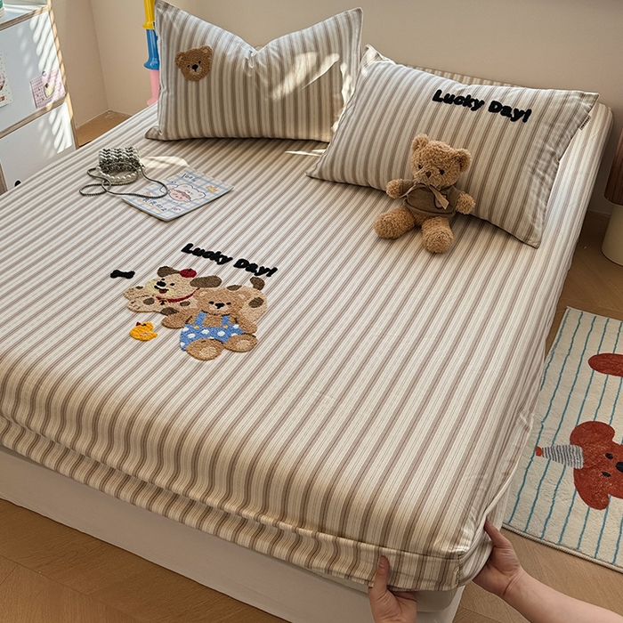 91家纺网 家纺一手货源 找家纺 蓝邻家纺 2025春夏新款全棉纯棉老粗布刺绣床笠凉席席子 可可狗