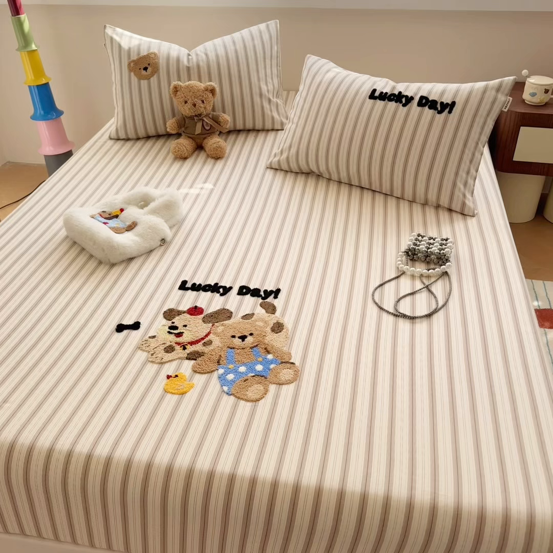 91家纺网 家纺一手货源 找家纺 蓝邻家纺 2025春夏新款全棉纯棉老粗布刺绣床笠凉席席子 可可狗