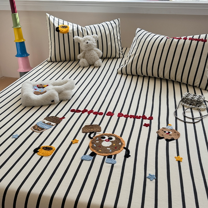 91家纺网 家纺一手货源 找家纺 蓝邻家纺 2025春夏新款全棉纯棉老粗布刺绣床笠凉席席子 甜甜圈