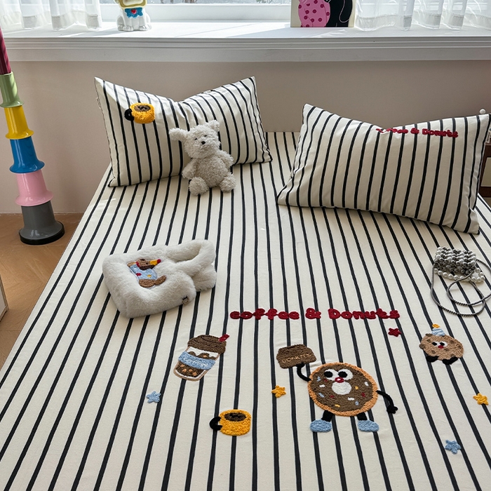 91家纺网 家纺一手货源 找家纺 蓝邻家纺 2025春夏新款全棉纯棉老粗布刺绣床笠凉席席子 甜甜圈