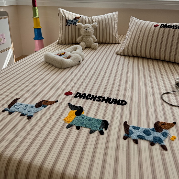 91家纺网 家纺一手货源 找家纺 蓝邻家纺 2025春夏新款全棉纯棉老粗布刺绣床笠凉席席子 元气小狗