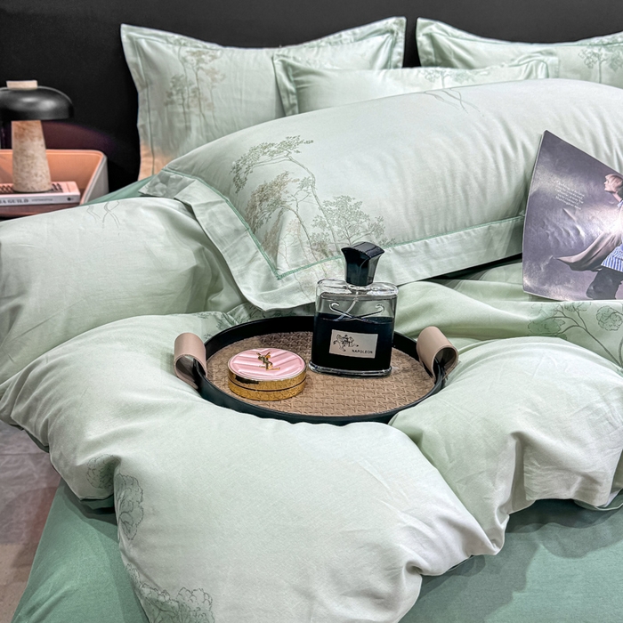 91家纺网 家纺一手货源 找家纺 红日子纺织品 2025新款50s全棉纯棉印花四件套 丛林秘境-绿