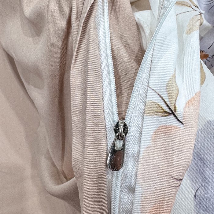 91家纺网 家纺一手货源 找家纺 红日子纺织品 2025新款50s全棉纯棉印花四件套 渡着秋-蓝