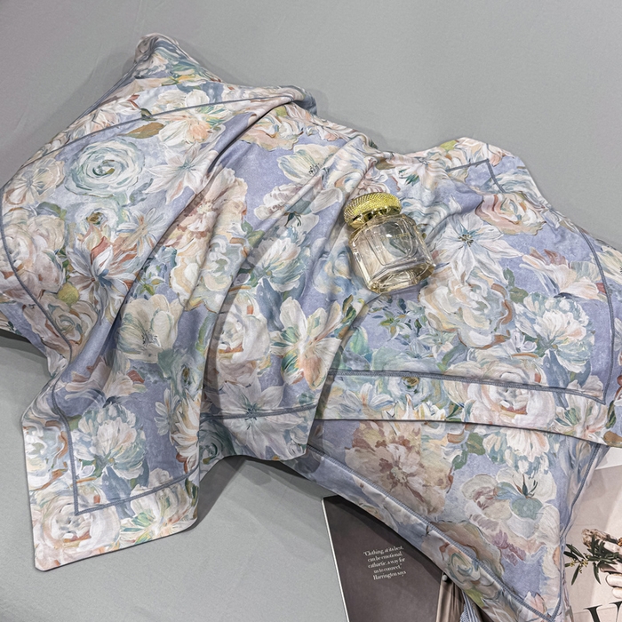 91家纺网 家纺一手货源 找家纺 红日子纺织品 2025新款50s全棉纯棉印花四件套 陌上繁花-兰