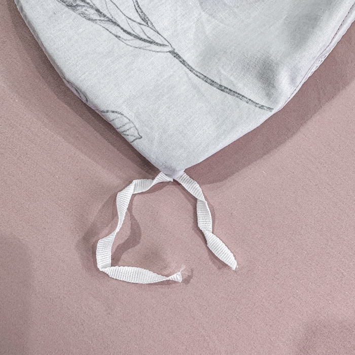 91家纺网 家纺一手货源 找家纺 红日子纺织品 2025新款50s全棉纯棉印花四件套 璎珞-绿